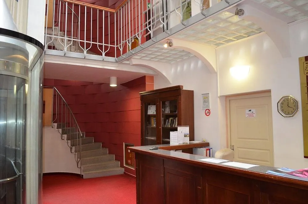 Hotel Petr Karlovy Vary