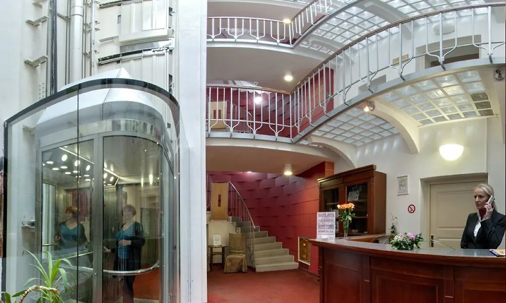 Hotel Petr Karlovy Vary