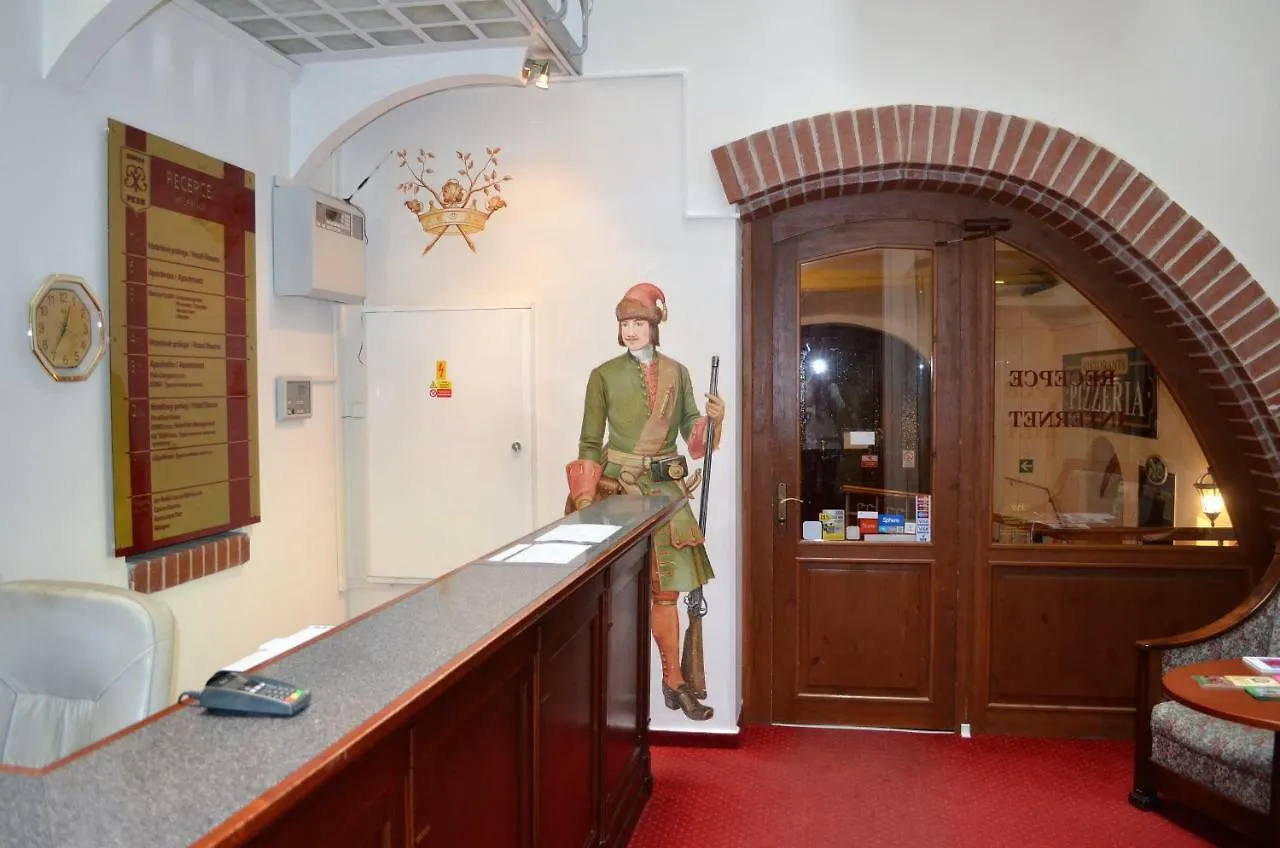 Hotel Petr Karlovy Vary 4*,